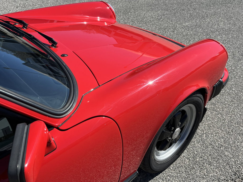 Porsche 911 Carrera 3.2