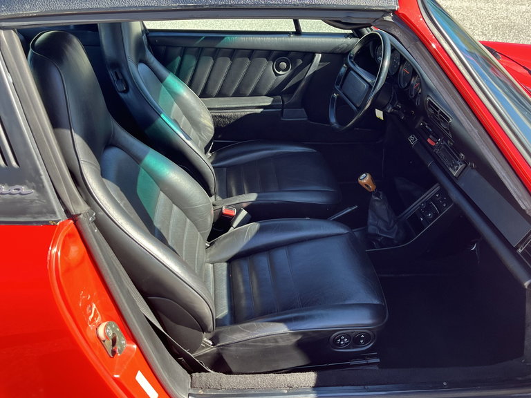 Porsche 911 Carrera 3.2