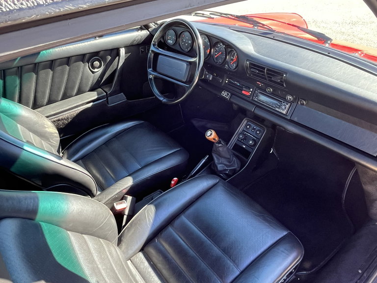 Porsche 911 Carrera 3.2