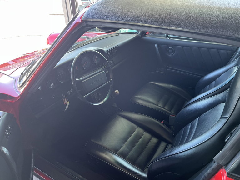 Porsche 911 Carrera 3.2