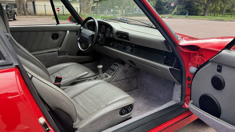 Porsche 964 Carrera 4