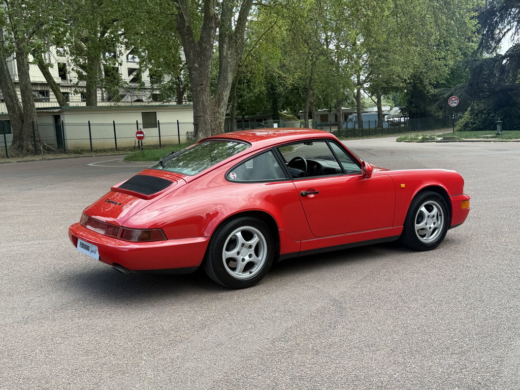 Porsche 964 Carrera 4
