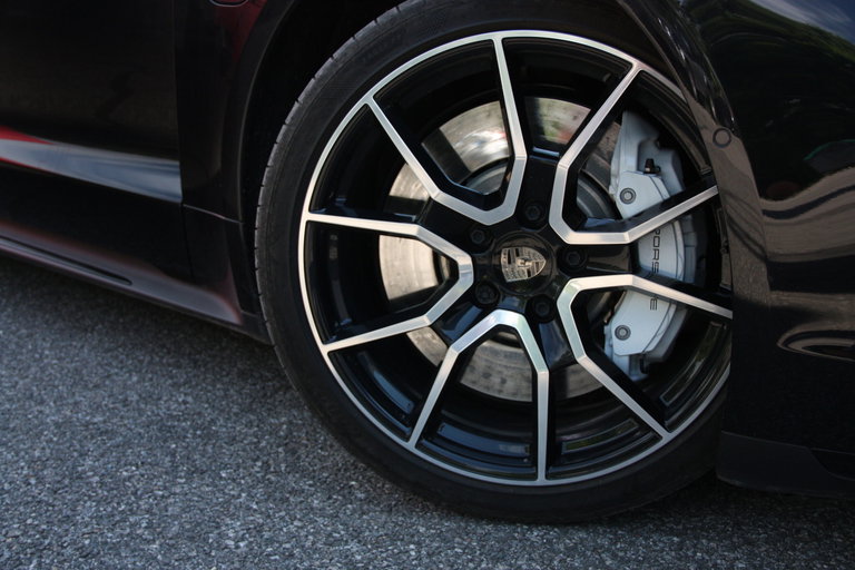 Porsche Taycan Turbo