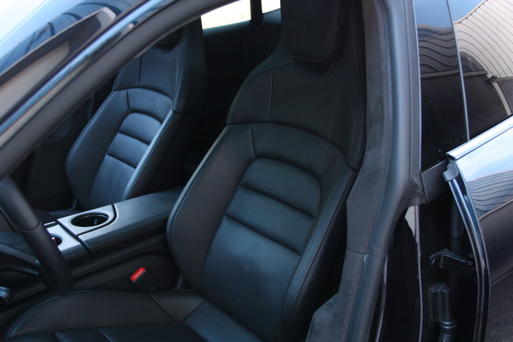 Porsche Taycan Turbo