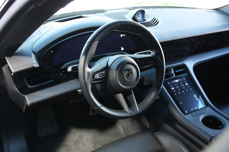 Porsche Taycan Turbo