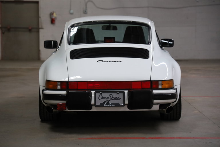 Porsche 911 Carrera 3.2