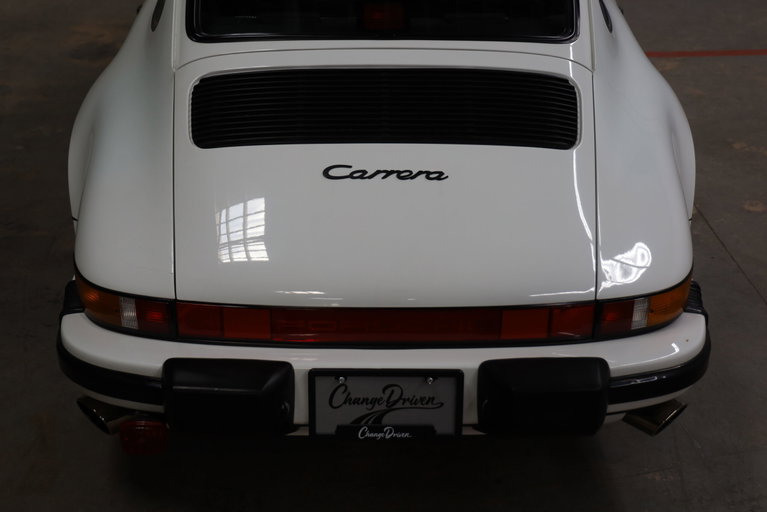 Porsche 911 Carrera 3.2