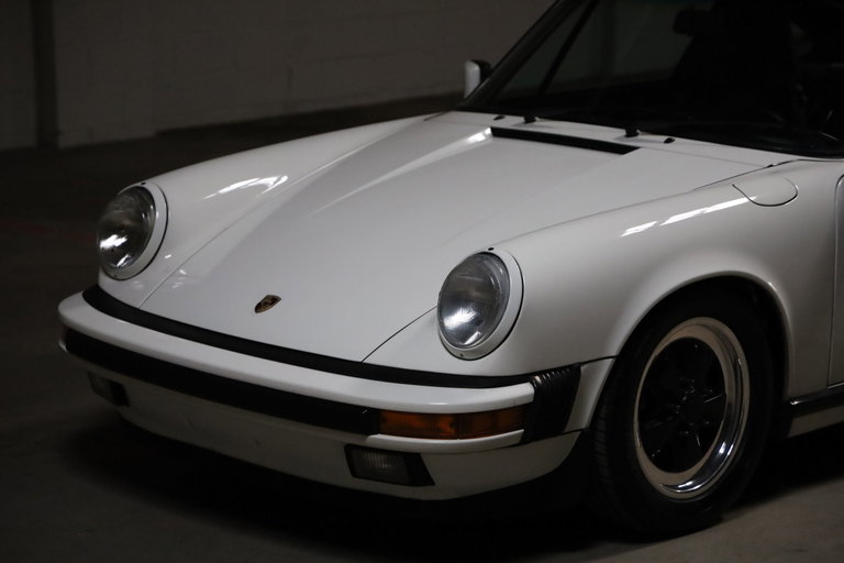 Porsche 911 Carrera 3.2