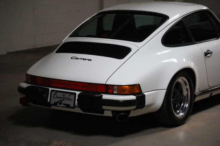 Porsche 911 Carrera 3.2