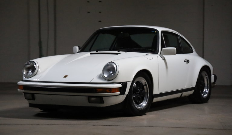 Porsche 911 Carrera 3.2