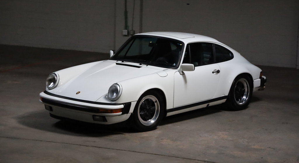 Porsche 911 Carrera 3.2