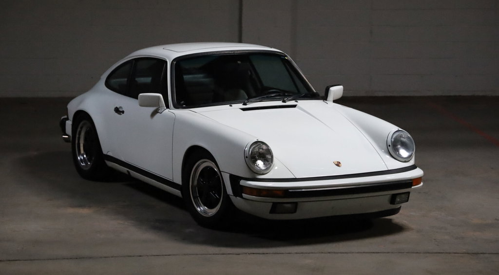 Porsche 911 Carrera 3.2