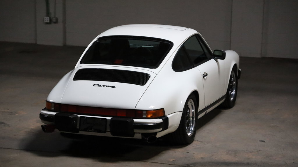 Porsche 911 Carrera 3.2