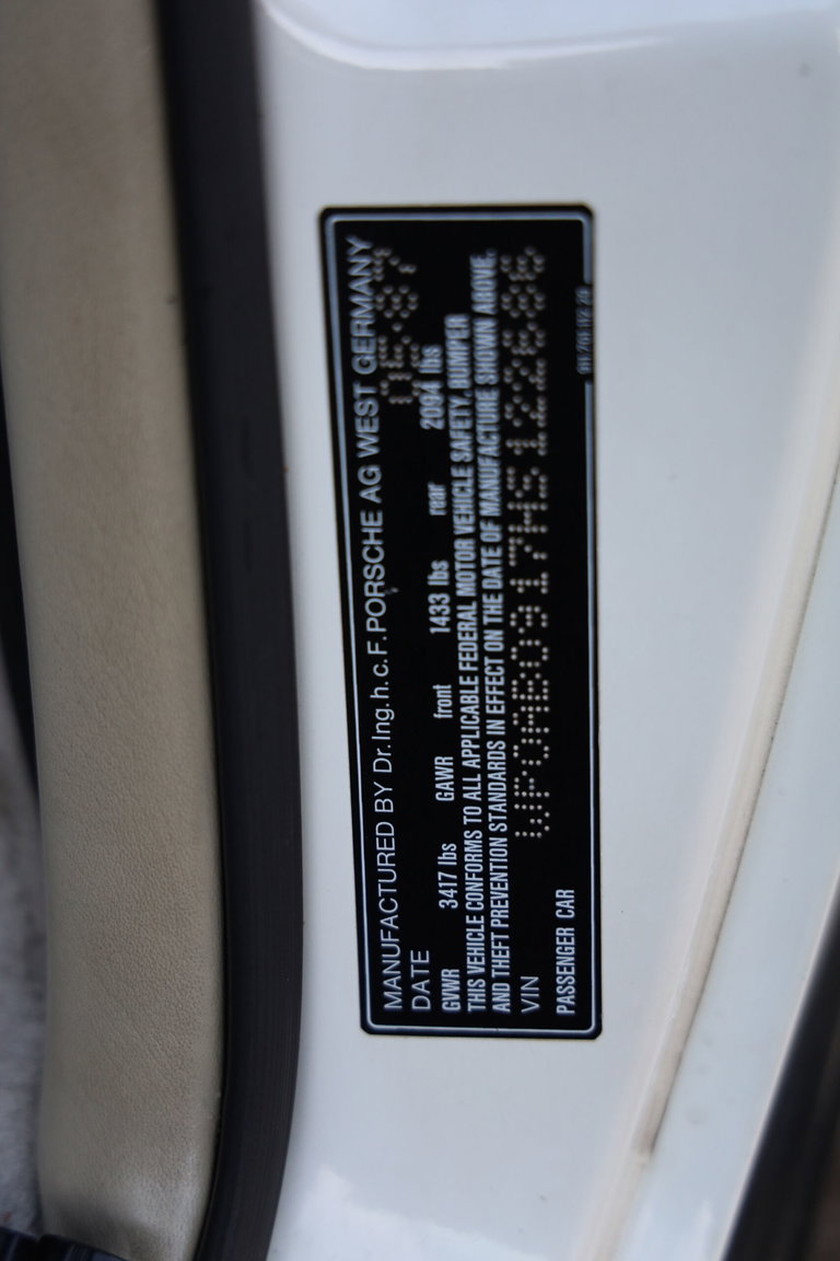 Porsche 911 Carrera 3.2