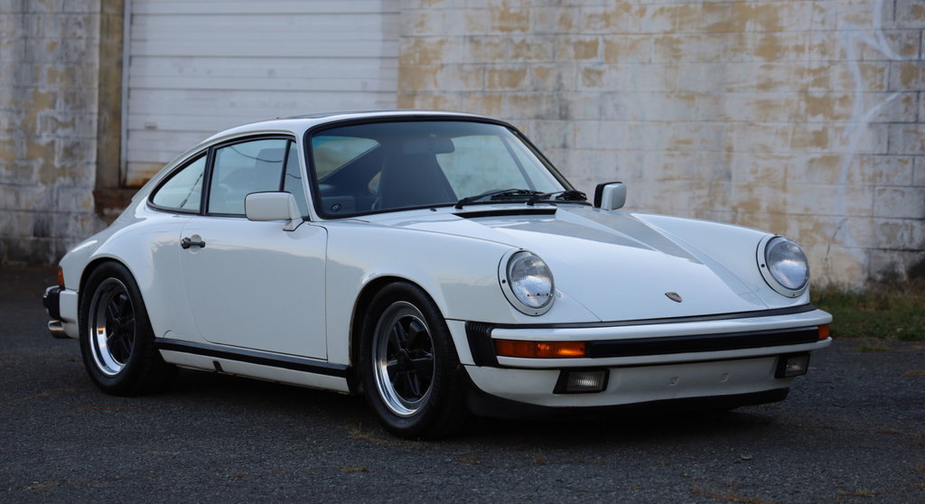 Porsche 911 Carrera 3.2