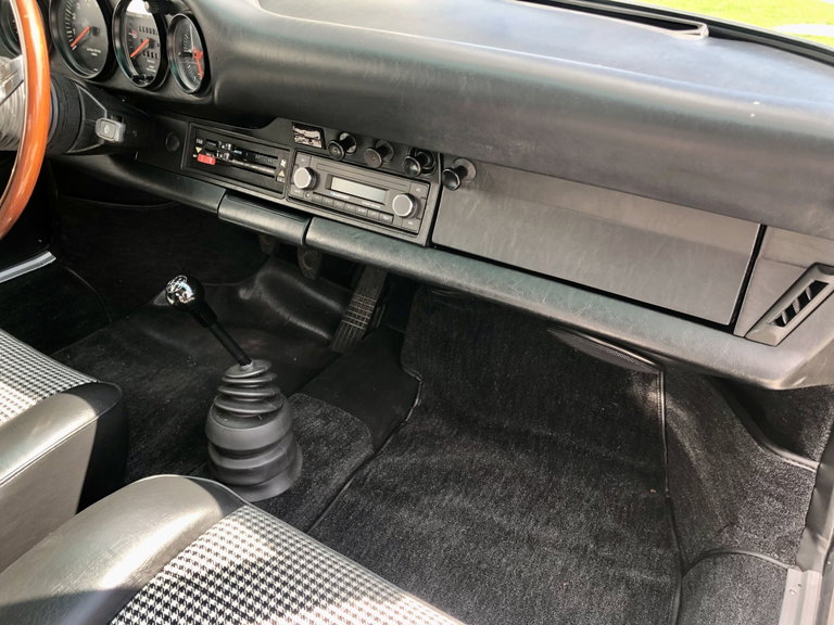 Porsche 911 Backdate