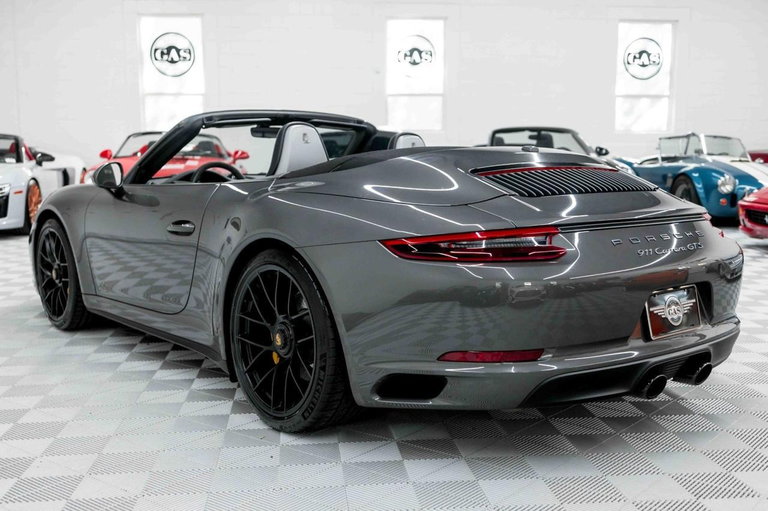 Porsche 991.2 Carrera GTS