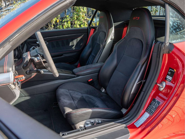 Porsche 991.2 Carrera 4 GTS