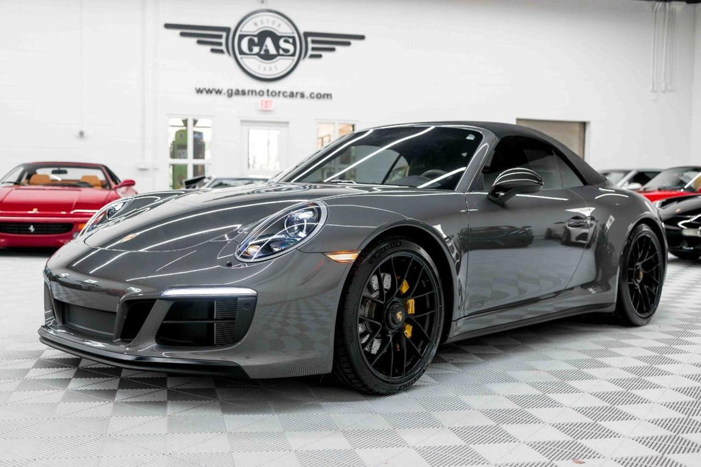 Porsche 991.2 Carrera GTS