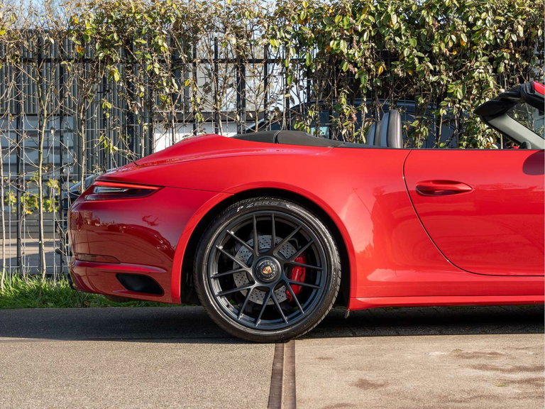 Porsche 991.2 Carrera 4 GTS