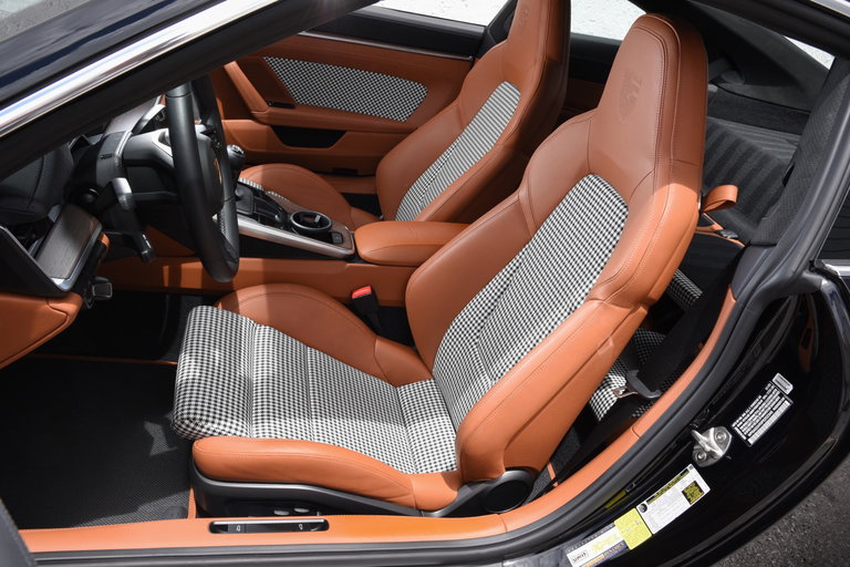 Porsche 992 Sport Classic