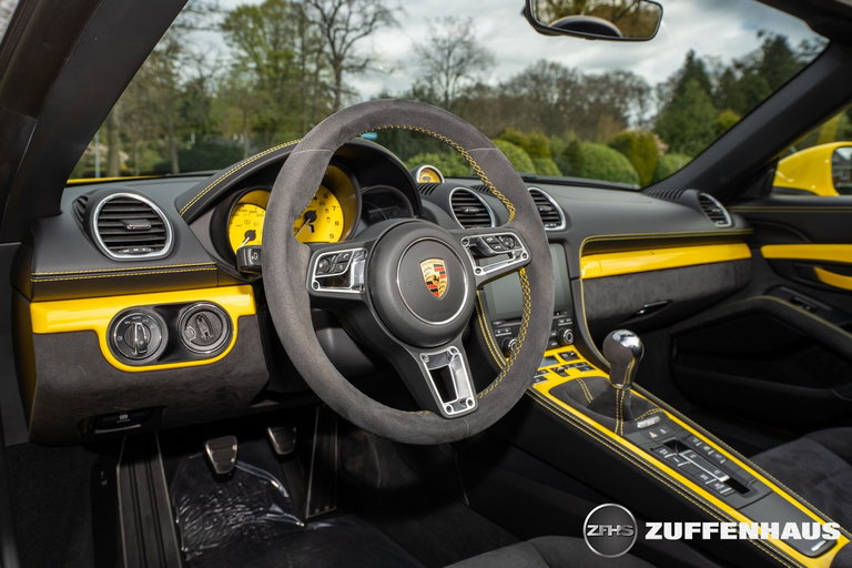 Porsche 718 Spyder