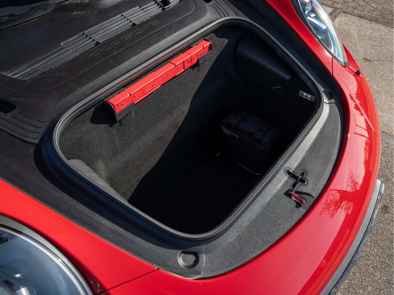 Porsche 991.2 Carrera 4 GTS