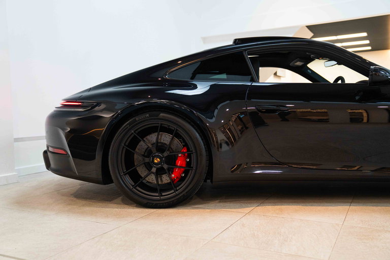 Porsche 992.2 Carrera GTS