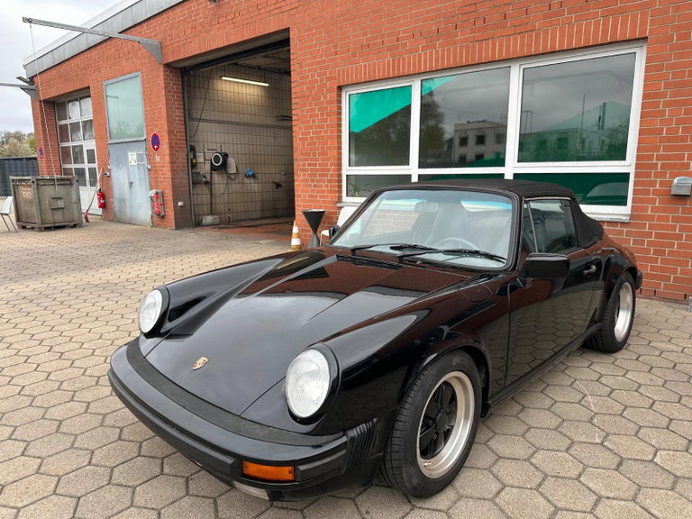 Porsche 911 Carrera 3.2