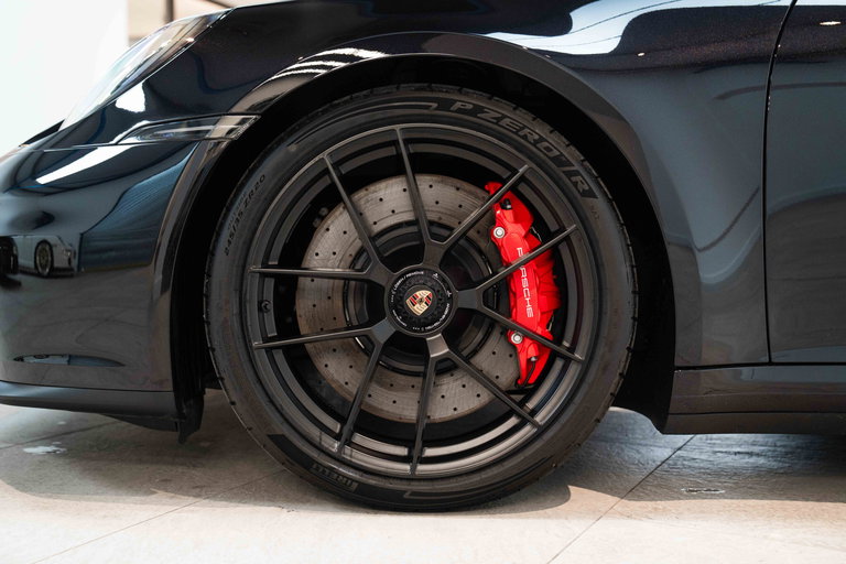 Porsche 992.2 Carrera GTS