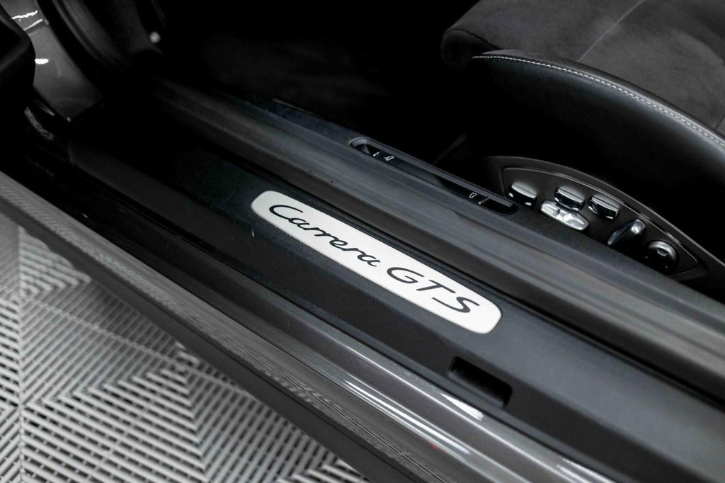 Porsche 991.2 Carrera GTS