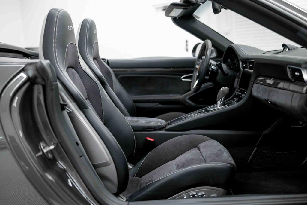 Porsche 991.2 Carrera GTS