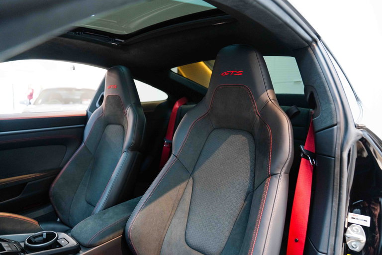 Porsche 992.2 Carrera GTS