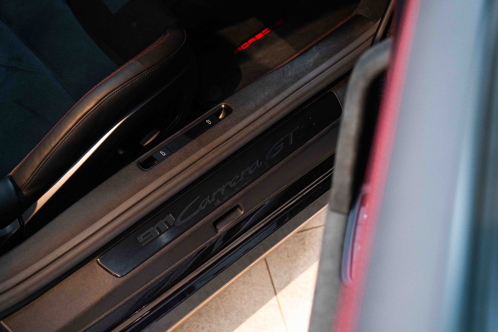 Porsche 992.2 Carrera GTS