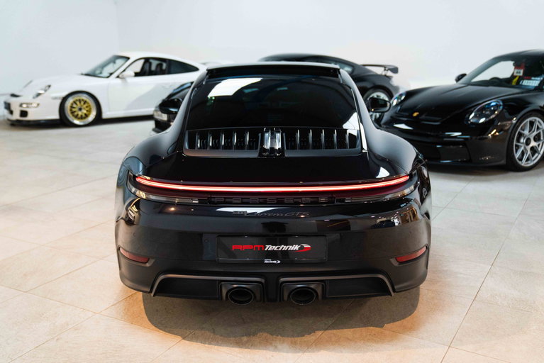 Porsche 992.2 Carrera GTS