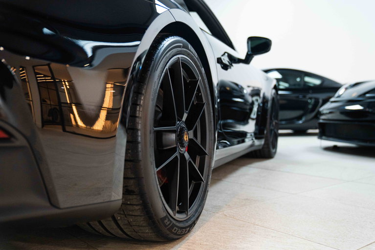 Porsche 992.2 Carrera GTS