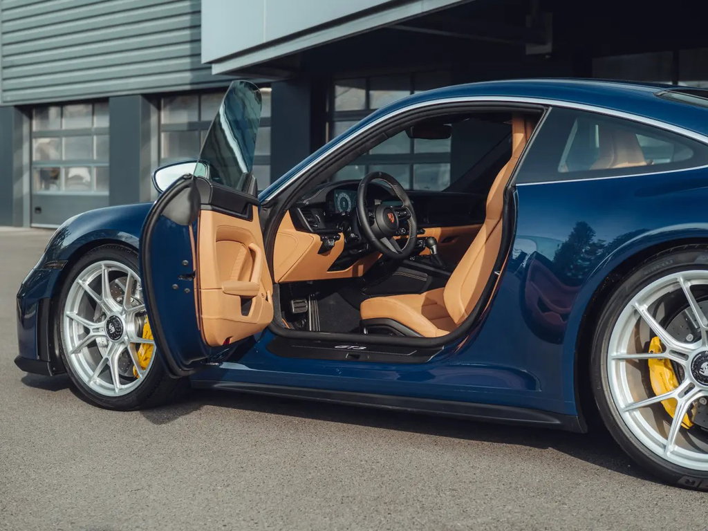 Porsche 992.2 GT3 Touring