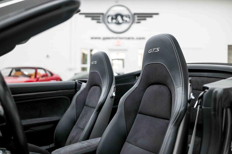 Porsche 991.2 Carrera GTS