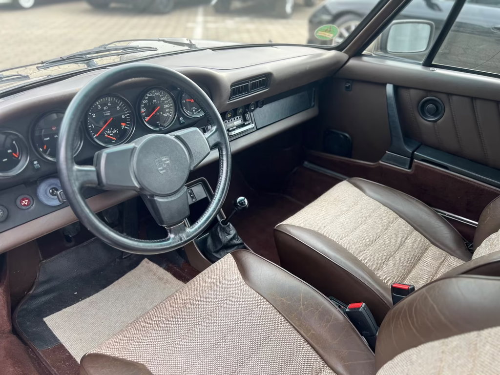 Porsche 911 Turbo 3.3