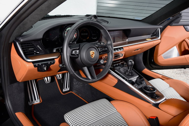 Porsche 992 Sport Classic
