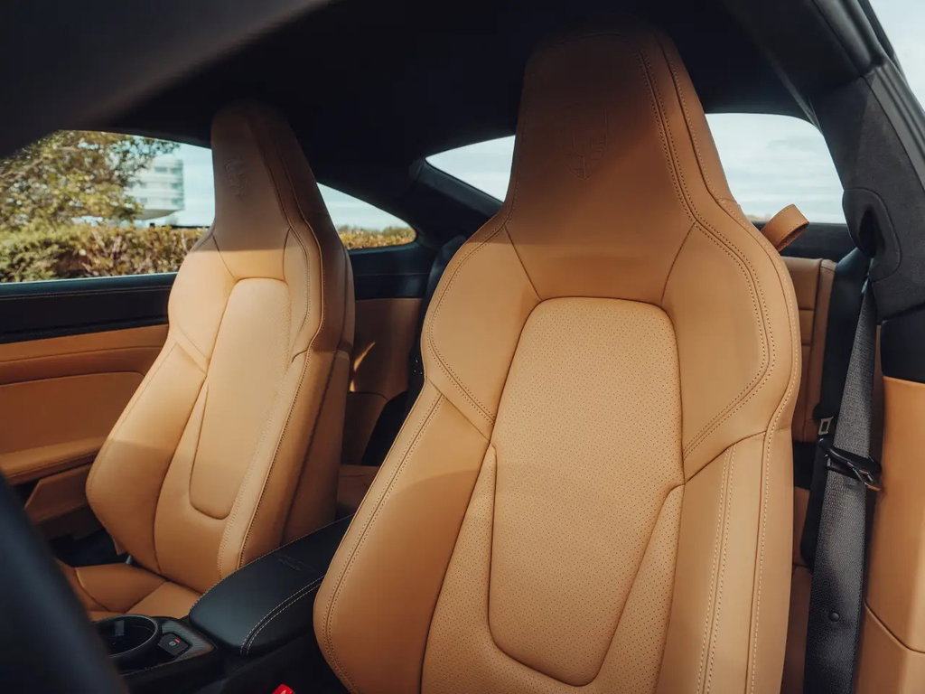 Porsche 992.2 GT3 Touring