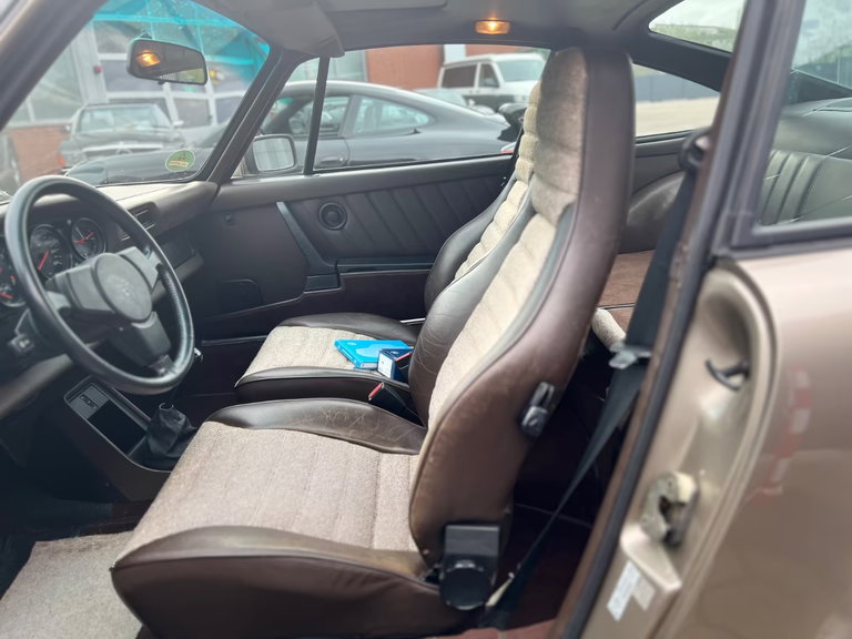 Porsche 911 Turbo 3.3