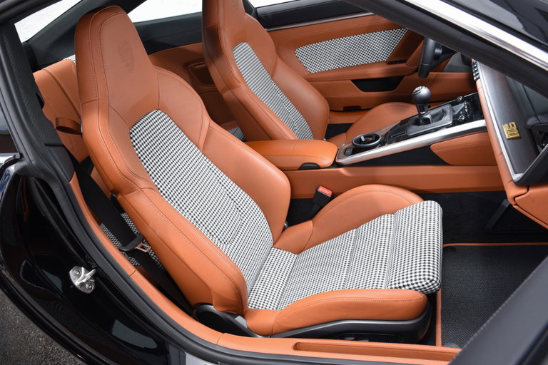 Porsche 992 Sport Classic