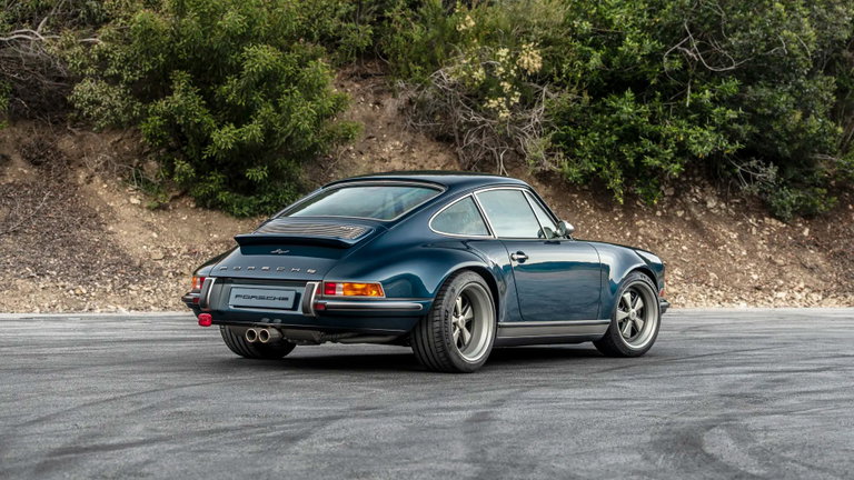 Porsche 911 Reimagined by Singer