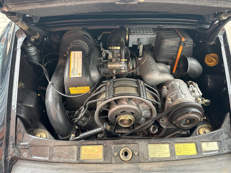 Porsche 911 Carrera 3.2