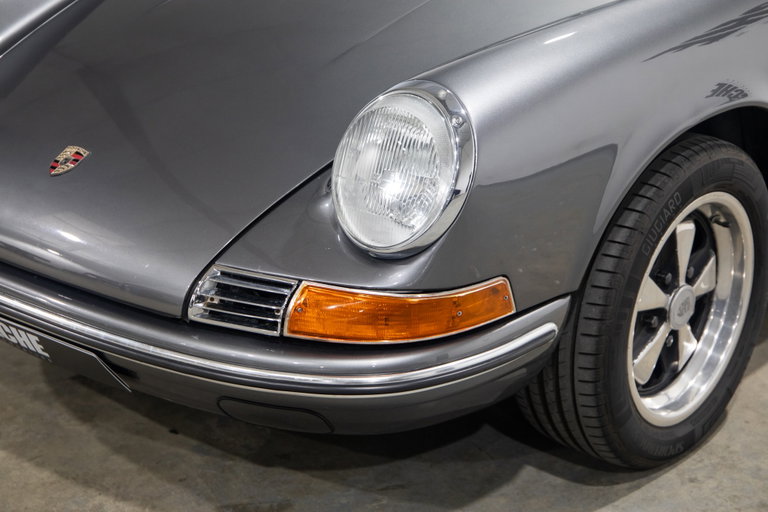 Porsche 911 T