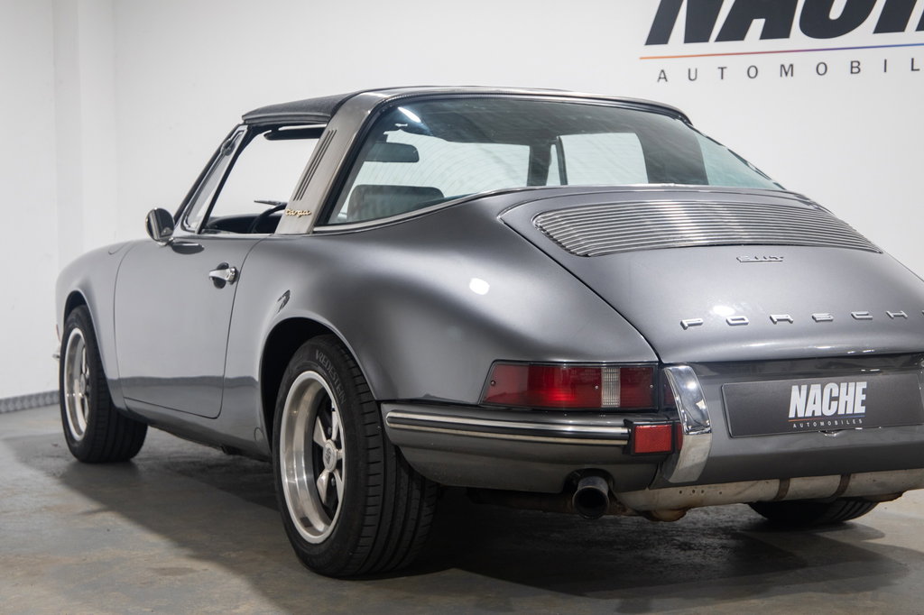 Porsche 911 T