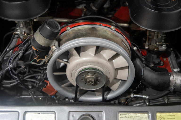Porsche 911 T