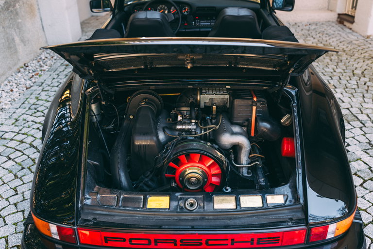 Porsche 911 Carrera 3.2