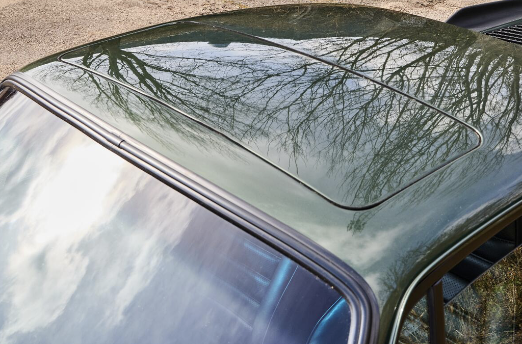 Porsche 911 Turbo 3.0 (US)